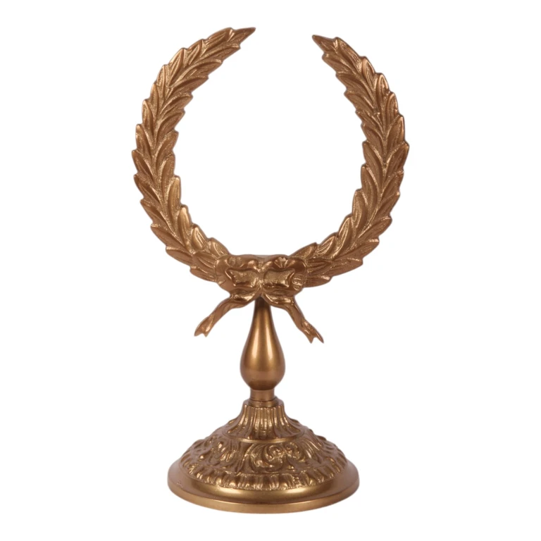 Lauruskrans på fod - guld - 28 cm - aluminium